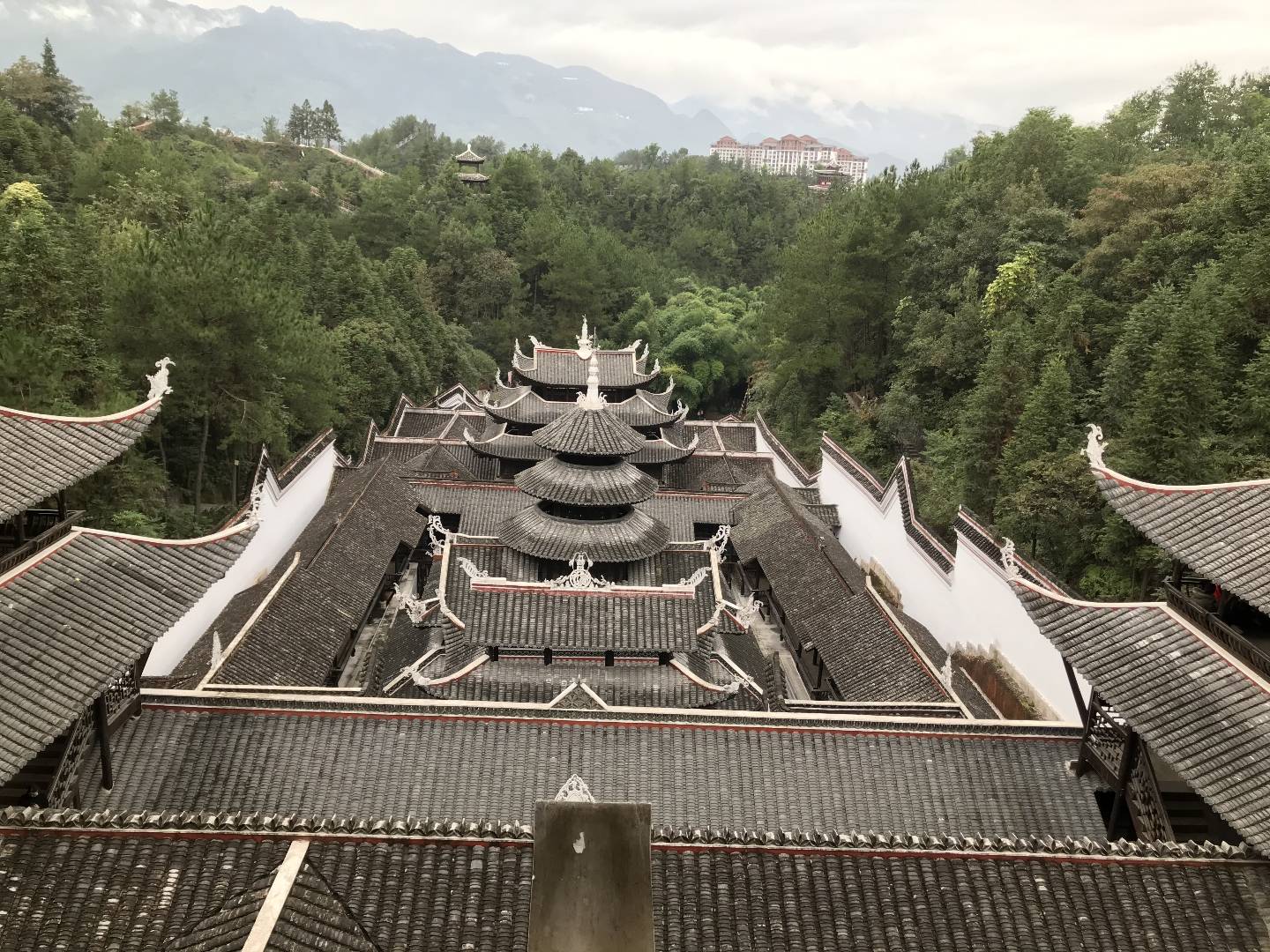 恩施土司城爬南方小長城