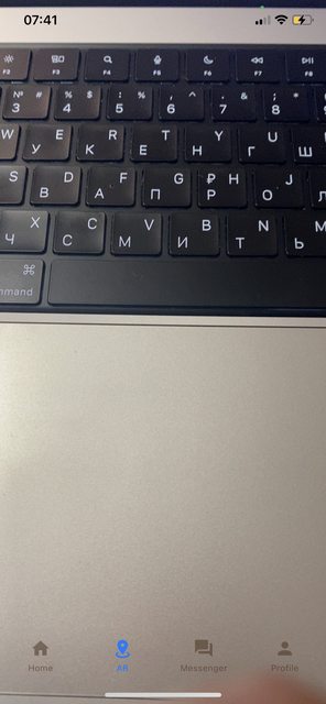 相機視圖隱藏 TabView